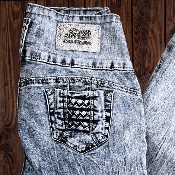 SILVER DIVA Distressed Stretch Denim Jeans Bling Rhinestone Braid Juniors 5 - Picture 3 of 6